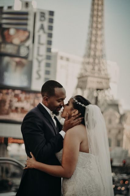 Las Vegas: Personal Travel & Vacation Photographer - Experience the Magic of Las Vegas Through a Personal Photographer