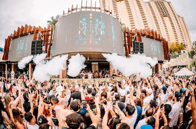 Las Vegas Pool Crawl with Party Bus & Free Drinks - Final Thoughts