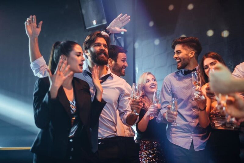 Las Vegas Private Party Bus Club Crawl - What Is the Las Vegas Private Party Bus Club Crawl?