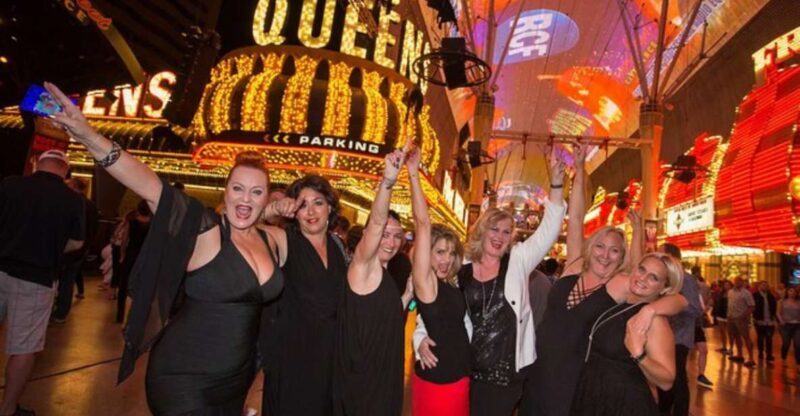 Las Vegas: Private Party Bus Tour Of Vegas Strip w Champagne - Who Will Love This Tour?