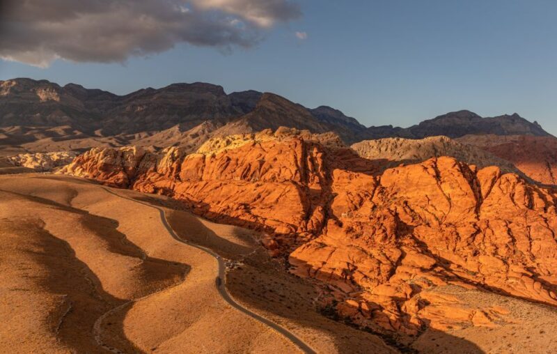 Las Vegas: Red Rock Canyon Helicopter Landing Tour - The Experience in Detail