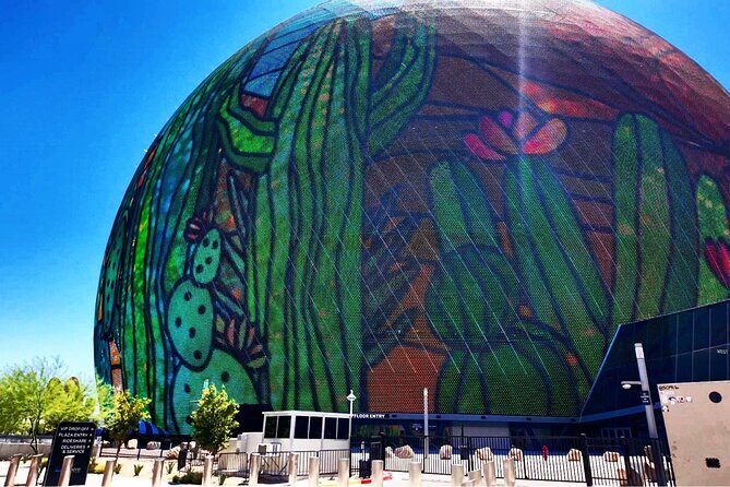 Las Vegas Sightseeing Tour with Photo Stops - Key Points