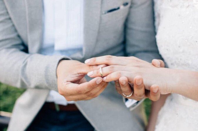 Las Vegas Signature Wedding Ceremony Experience - FAQs