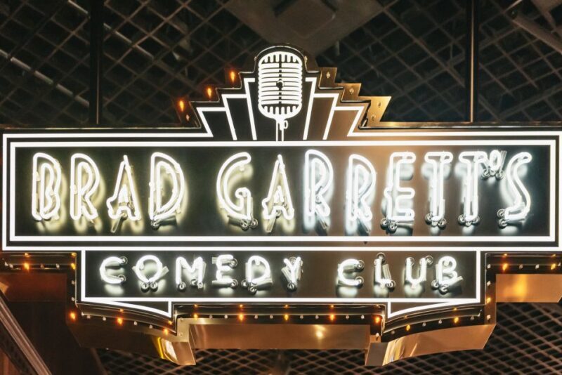 Las Vegas Strip: Brad Garretts Comedy Club at MGM Grand - What to Expect at Brad Garretts Comedy Club