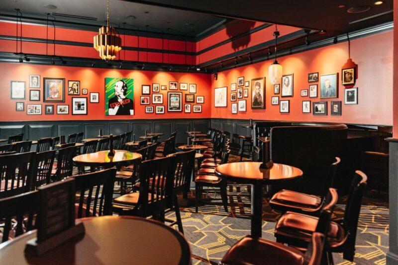 Las Vegas Strip: Brad Garretts Comedy Club at MGM Grand - Price and Value