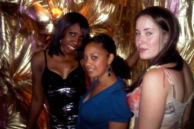 Las Vegas Strip or Fremont Street Semi-Professional Photo Session - A Closer Look at What to Expect from the Tour