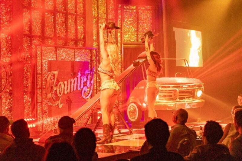 Las Vegas: Tickets to X Country Show at Harrahs Cabaret - In-Depth Look at the Experience