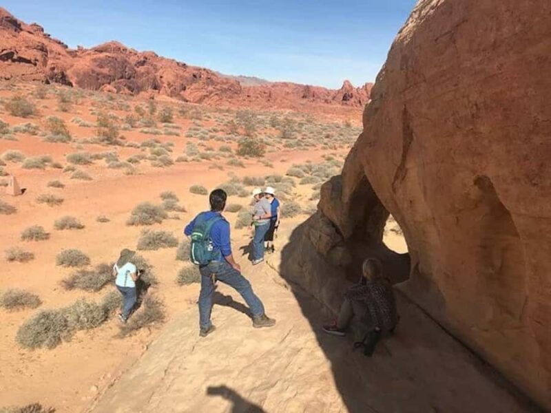 Las Vegas: Valley of Fire Half-Day Guided Hike with Pickup - Who Is This Tour Best For?