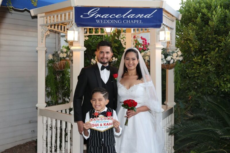 Las Vegas: Wedding or Vow Renewal at Graceland Chapel - FAQs