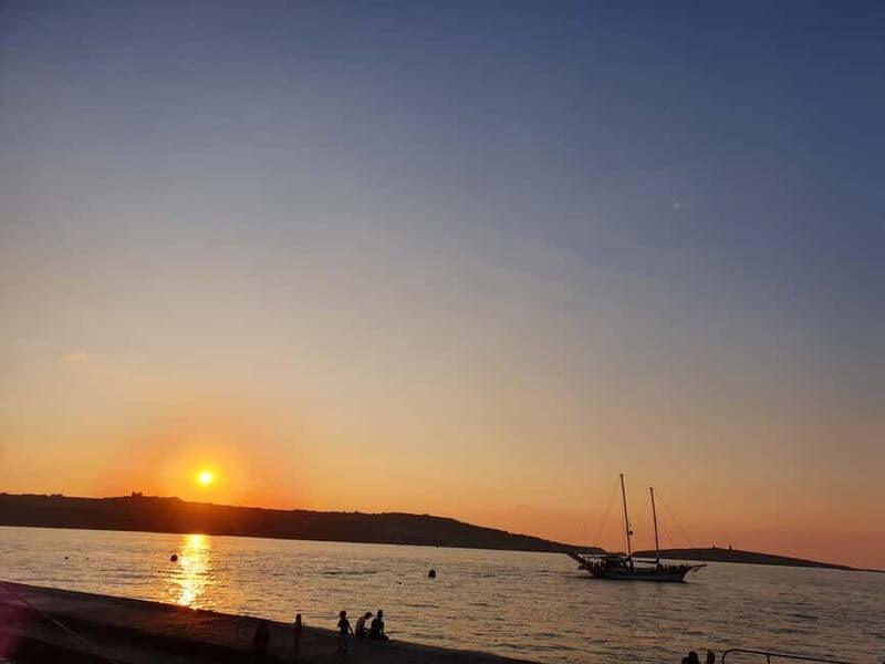 Late afternoon cruise to the Blue Lagoon and seacaves - The Practicalities: Timing, Meeting Points, and Tips