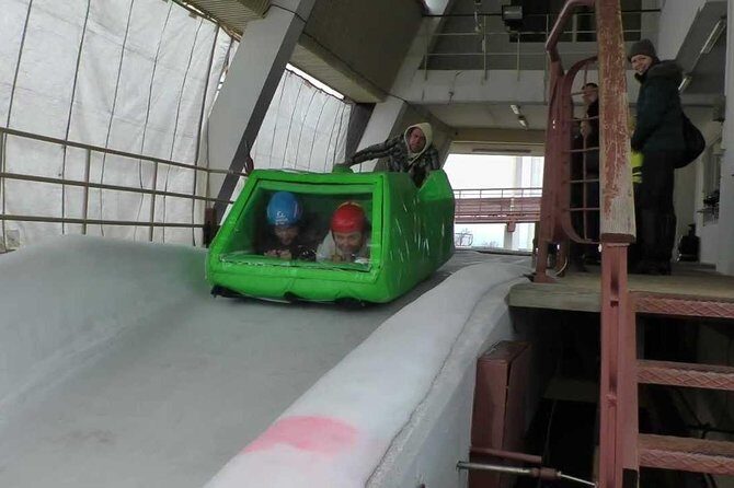 Latvia Bobsleigh and luge track ride experience (Summer Bob) - Key Points