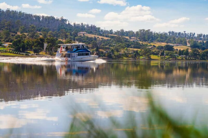 Launceston: 4-Hour Batman Bridge Luncheon Cruise - The Scenic Highlights