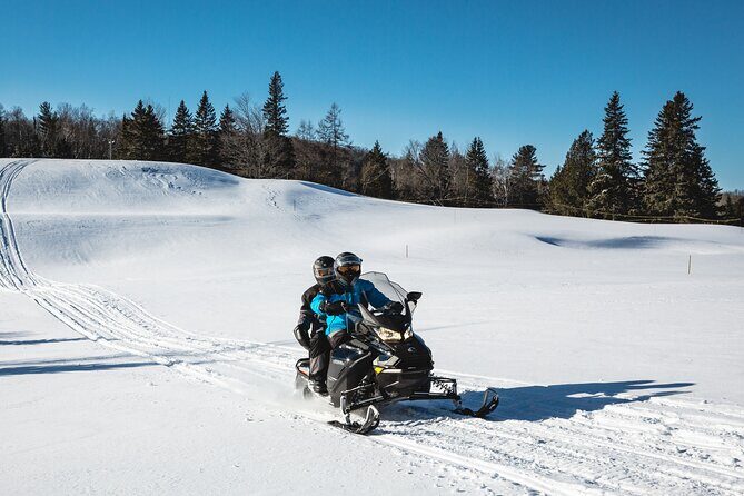 Laurentians: Guided excursion by snowmobile - Key Points