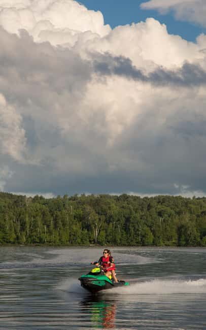 Laurentians: Jetski experience - FAQs