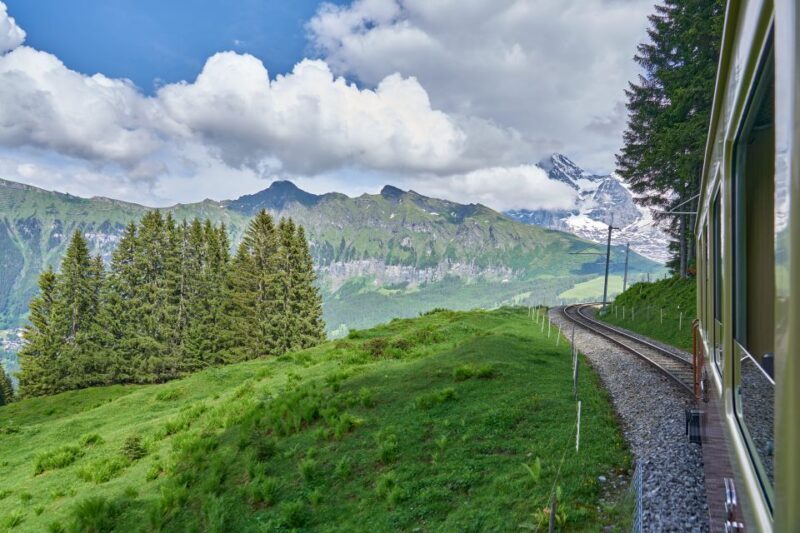 Lauterbrunnen and Mürren Small Group Day Trip - The Bottom Line