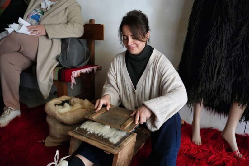 Lazarat: Wool Weaving Workshop with Lunch or Dinner - FAQ