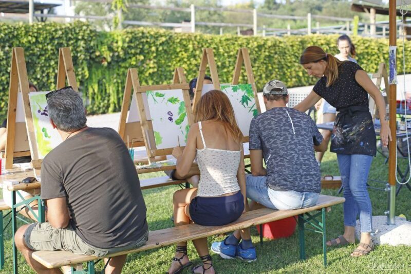 Lazise: Painting Expereince with Wine and Local Food Platter - Authentic Perspectives from Travelers