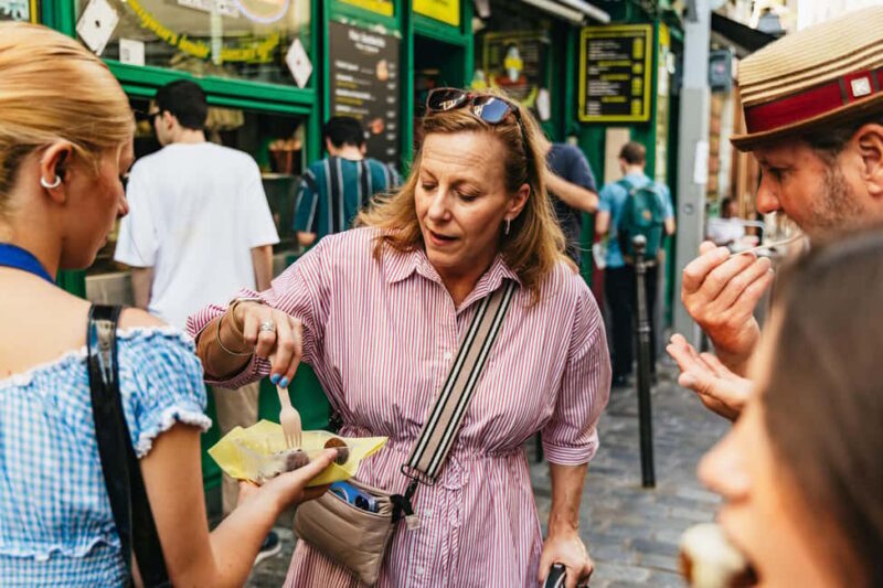 Le Marais Walking Food Tour with Cheese, Wine & Pastries - The Guide Experience