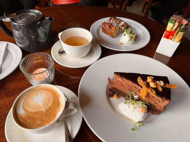 Learn French over a Parisian snack a few steps from the Louvre - A Friendly Way to Learn French Near the Louvre