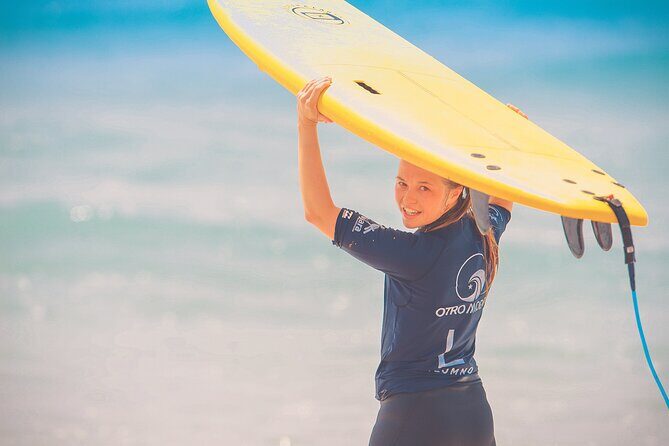Learn to surf on the endless beaches in southern Fuerteventura - FAQ