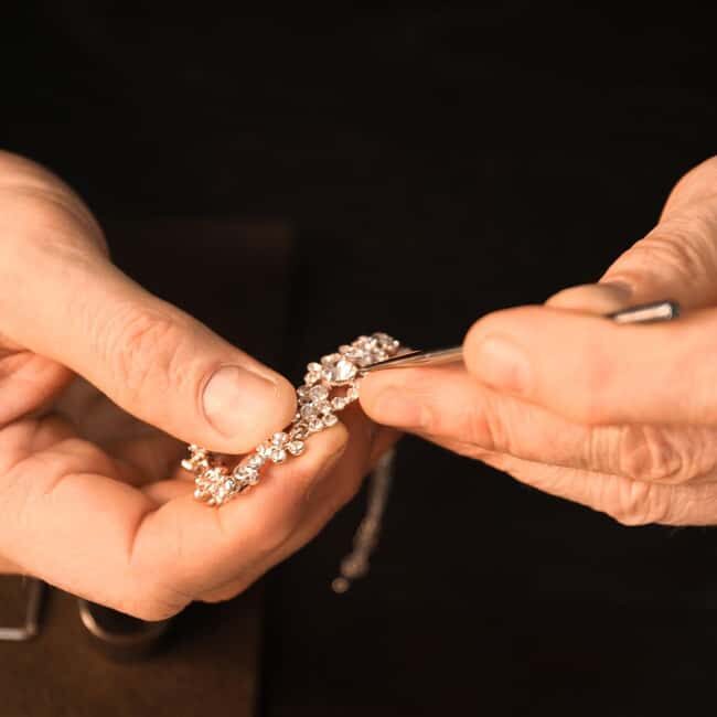 Leather and Passion: A Tour of Florentine Craftsmanship - The Practical Details