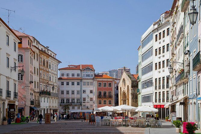 Leave Porto and go walk along the Passadiços do Paiva, Arouca - Stop 1: Arouca Geopark – Praia Fluvial do Areinho