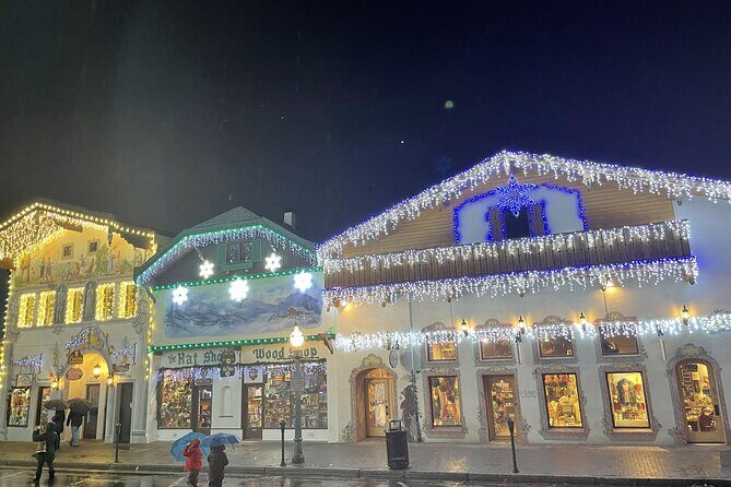 Leavenworth Christmas Lights Tour from Seattle - The Experience from Reviews