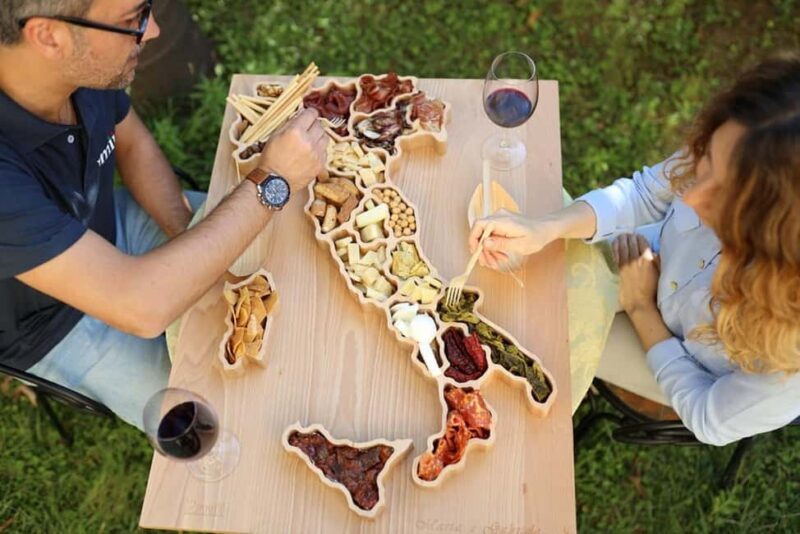 Lecce: Regional Tasting on a Patented Italy-Shaped Board - The Downside?