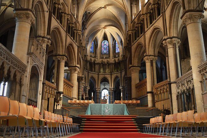 Leeds Castle, Canterbury Cathedral and Cliffs of Dover Day Trip - FAQs