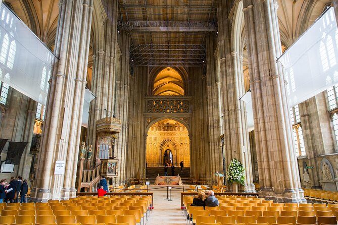 Leeds Castle, Cliffs of Dover and Canterbury Day Trip from London with Guided Cathedral Tour - Practical Details That Matter