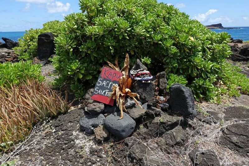 Legends of Hawaii: Oahus Untold Stories - Iolani Palace: The Only Royal Palace in the US