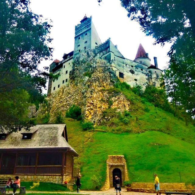 Legends&Wildlife Awaits: Dracula's Castle & Bear Sanctuary - Frequently Asked Questions