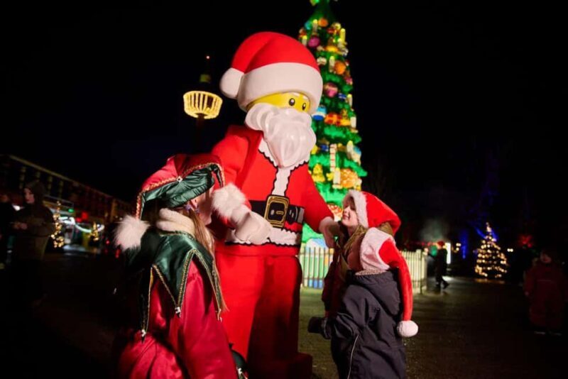 LEGOLAND® Billund: Magical Christmas 1 or 2 days ticket - What is the LEGOLAND® Billund Magical Christmas Experience?