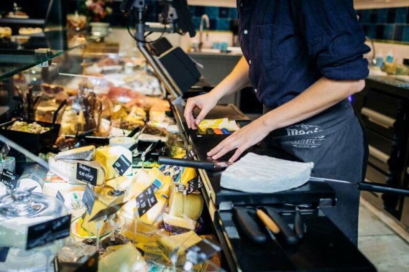 Leipzig: 3-Hour Sightseeing and Food Tour - The Guide and Group Atmosphere