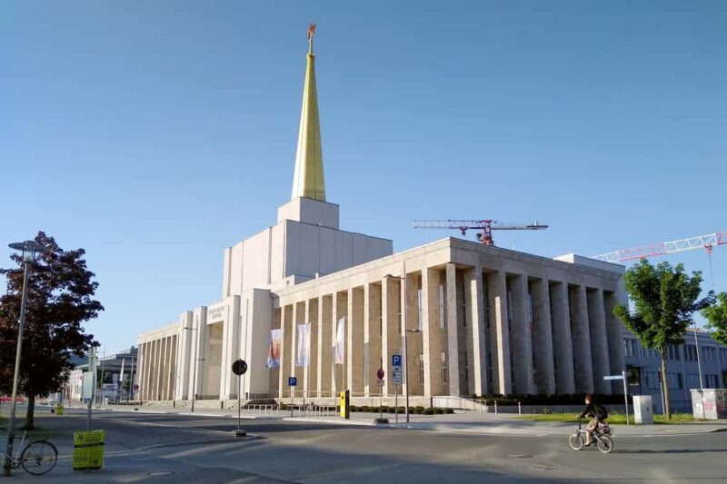 Leipzig: Private bike tour with a certified, local guide - What Do the Reviews Say?