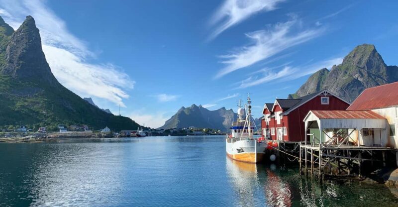 Leknes: 4 Hours Private Exclusive Car Sightseeing in Lofoten - A Close Look at What to Expect