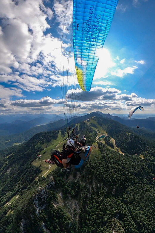 Lenggries: Tandem Paragliding Flight - The Experience in Detail