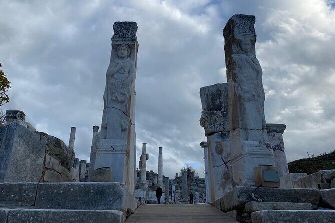 LESS Walking Tour : Private Ephesus, House of Virgin Mary, Temple - FAQs