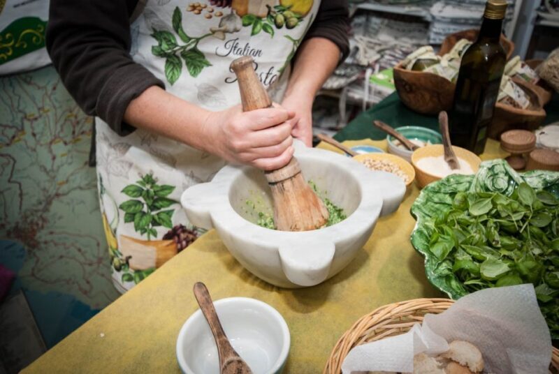 Levanto: Pesto-Making Class - The Value of the Experience
