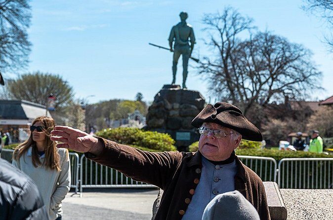 Lexington Battle Green Walking Tour with Costumed Guide - The Review Highlights