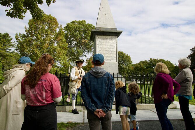 Lexington Battle Green Walking Tour with Costumed Guide - FAQs