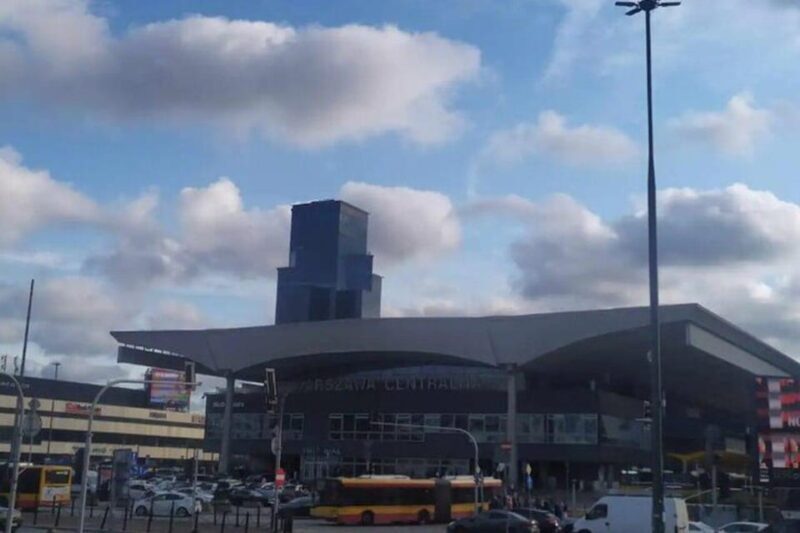 Life Behind the Iron Curtain Warsaw Walking Tour - Who Should Consider This Tour?