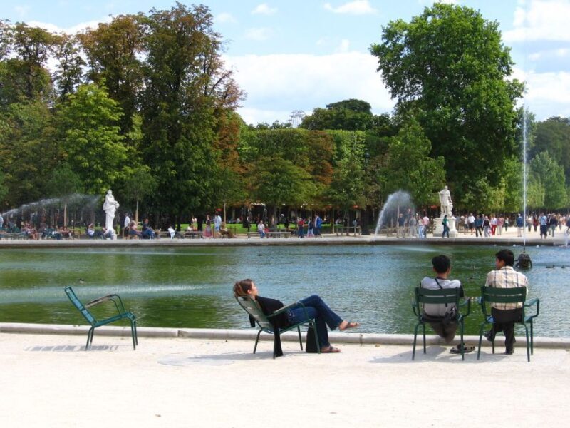 Lifestyle Tour Around the Louvre - FAQ