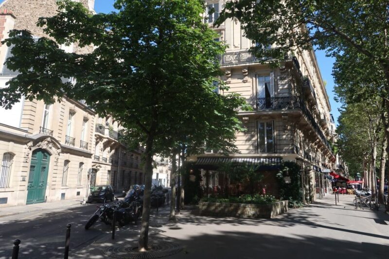 Lifestyle Tour of Saint-Germain-des-Prés - Highlights of the Experience