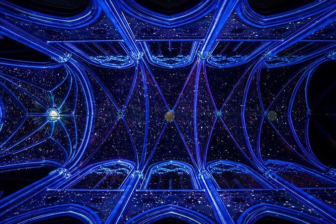 Light of Creation Votive Church - Photography and phone screens during the show