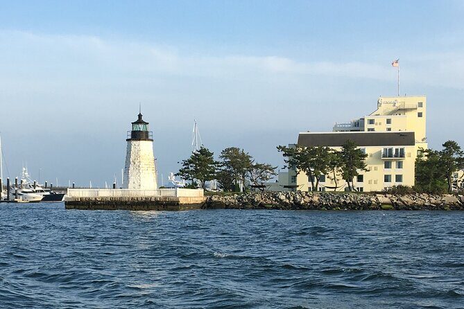 Lighthouse and Mimosa Cruise of Narragansett Bay from Newport - A Deep Dive into the Experience