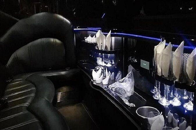 Limo trip Hotel to Dinner round trip in NEW MKT Limousine - The Experience: What to Expect from the Limo Trip