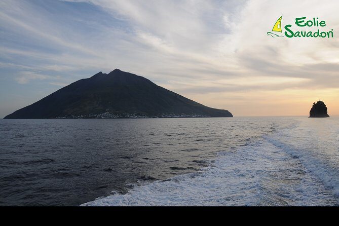 Lipari - Panarea - Stromboli by night - The Sum Up