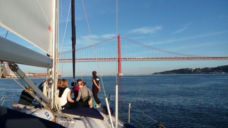 Lisbon: 2-Hour Sailing Yacht Cruise & Guided Tour w/2 drinks - Exploring Lisbon from the Water: A 2-Hour Sailing Yacht Cruise & Guided Tour