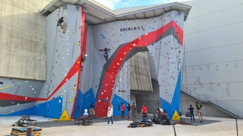 Lisbon: 25 de Abril Bridge Guided Climbing Experience - The Climbing Facilities and Extra Time